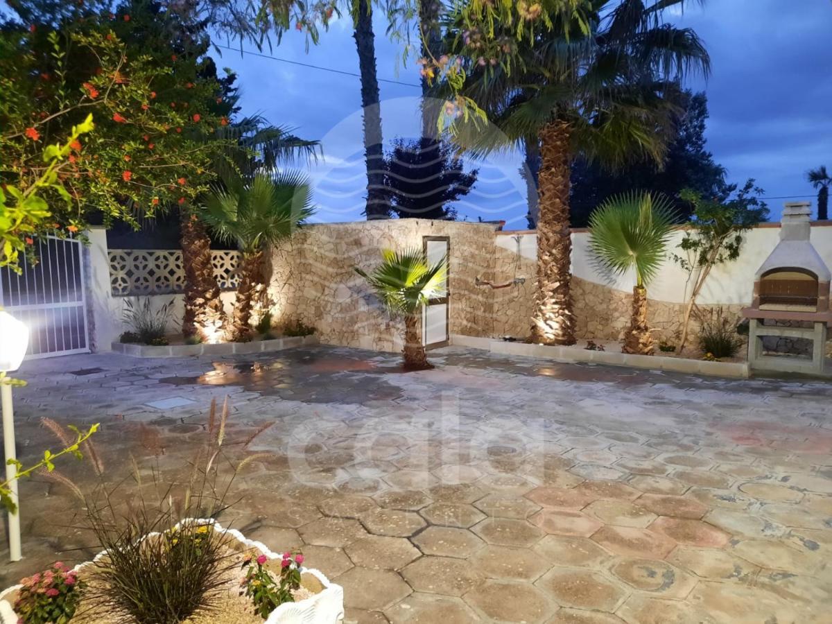 Villa Caledonia Torre Lapillo Esterno foto